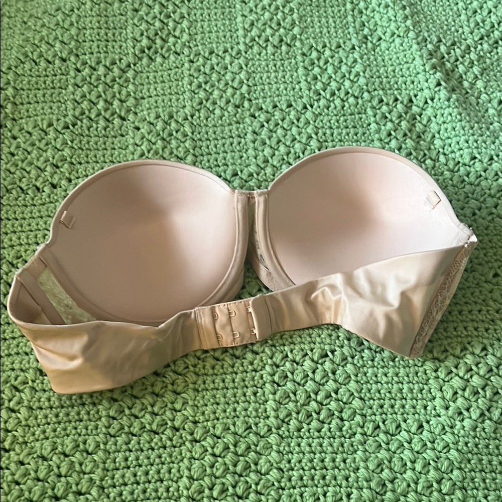 Auden Cream Seamless T-Shirt Bra - Picture 2 of 4